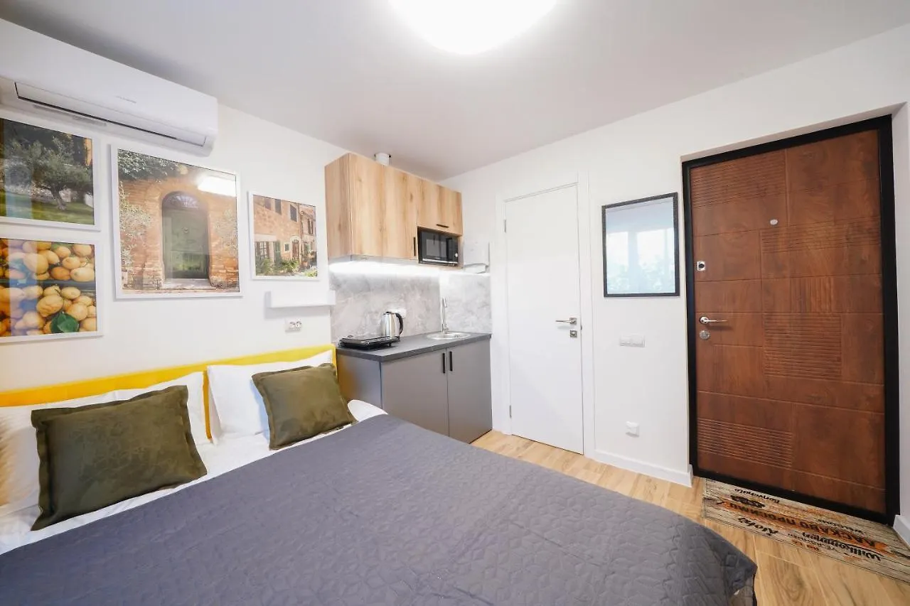 Apartment Myfreedom Апартаменти Інститут Серця Kyiv